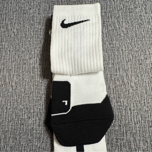 Nike Men’s Sock Bundle - Picture 5 of 16